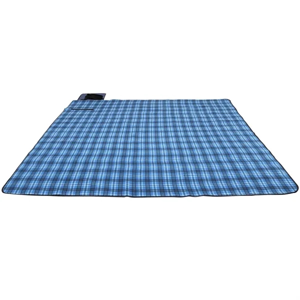 70" x 80" picnic blanket that folds into a tote bag... from ASI 66887 PCNA / Leeds