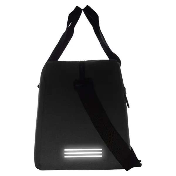 8.7" x 0.685" x 18.5" duffel bag with a main compartment,... from ASI 79530 Prime Line