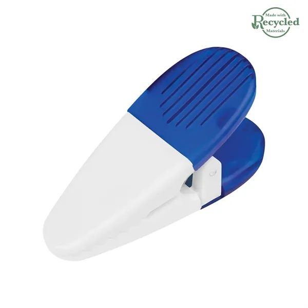 Alligator clip with spring loaded hinge and magnet on back side.... from ASI 61125 Hit Promotional Products / Hit®