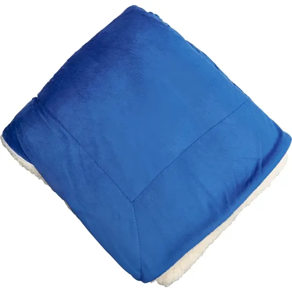 Oversize Micro-mink Sherpa Blanket... from ASI 89320 Starline USA Inc