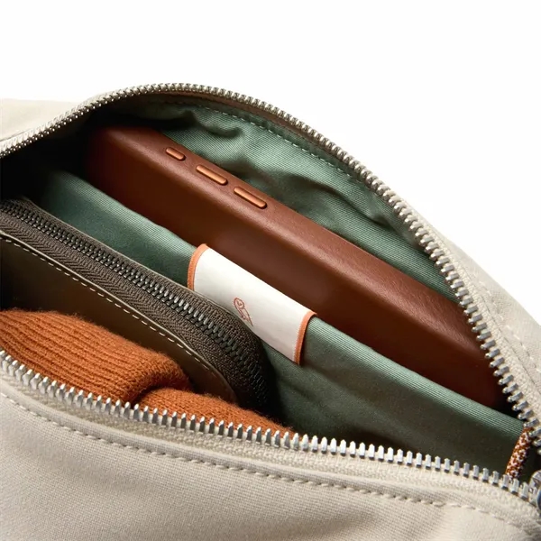 Bellroy Classic Sling 3L... from ASI 66887 PCNA / Leeds