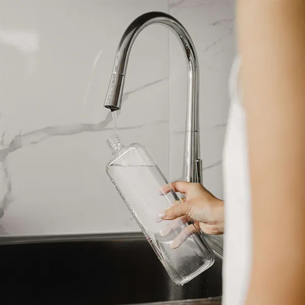 SLIM Trtian memobottle... from ASI 66887 PCNA / Leeds