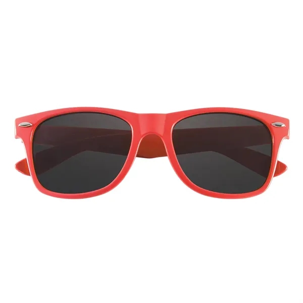 Sunglasses made of polycarbonate material. UV400 lenses provide 100% UVA and... from ASI 61125 Hit Promotional Products / Hit®