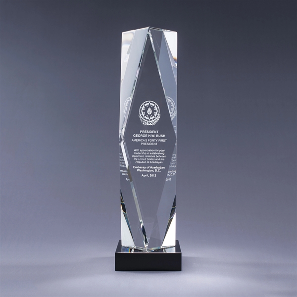 Prizma optic crystal award with bold geometric cuts, plenty of weight,... from ASI 62985 J. Charles