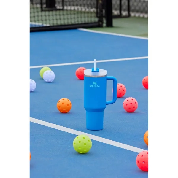 40 oz. vacuum insulated stainless steel tumbler with 3 position lid.... from ASI 66887 PCNA / Leeds