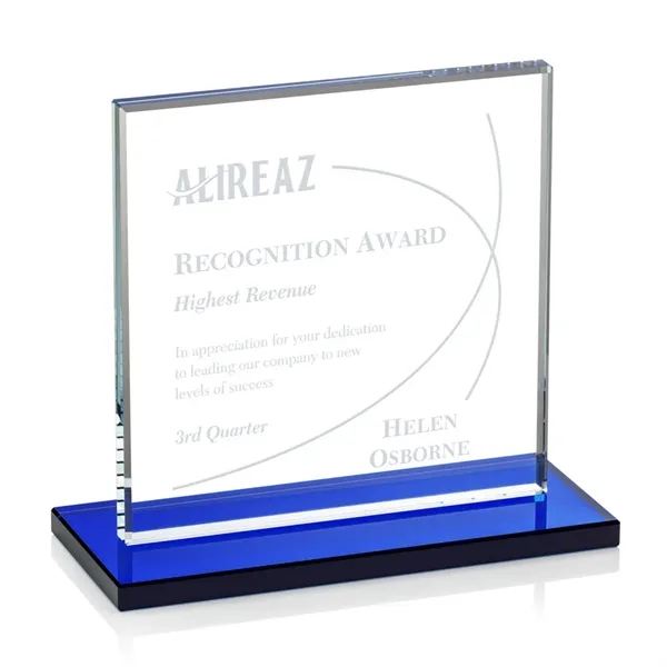 Bold Sahara Award features a 0.5” thick Starfire crystal mounted on... from ASI 84592 St Regis Group / St Regis