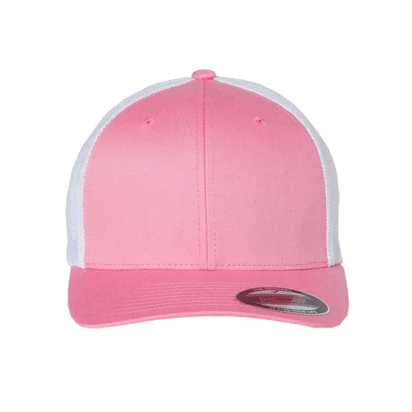 Structured, 6-panel cap with a hint of spandex. Blank product.... from ASI 84358 S&S Activewear