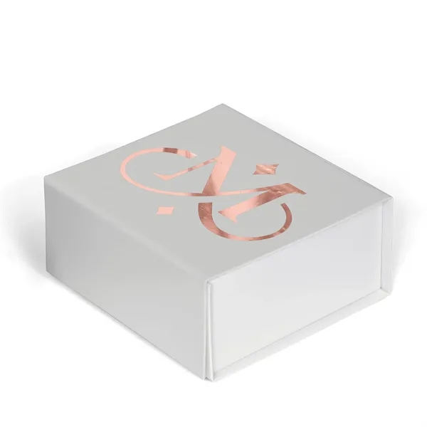 The boxes are made with ultra-sturdy paper board and feature a... from ASI 37940 Bag Makers Inc