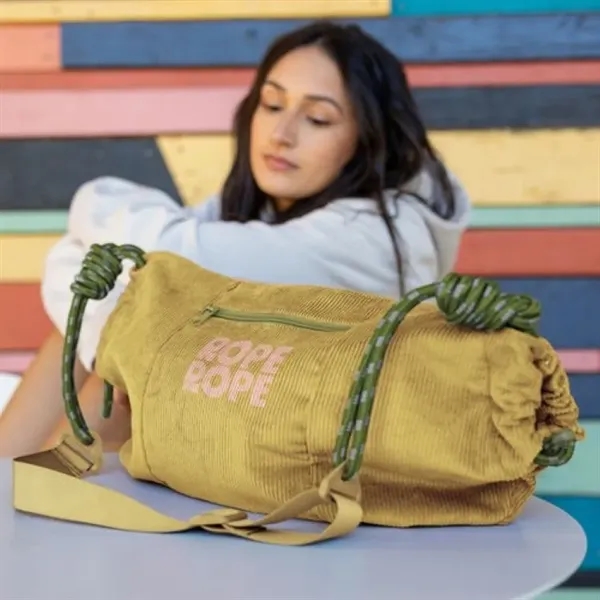 The Cord Sling gets a cozy upgrade. This is made from... from ASI 74710 Numo