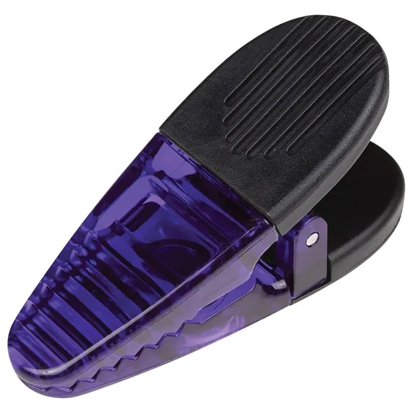 Alligator clip with spring loaded hinge and magnet on back side.... from ASI 61125 Hit Promotional Products / Hit®