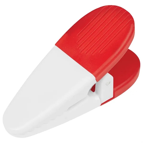 Alligator clip with spring loaded hinge and magnet on back side.... from ASI 61125 Hit Promotional Products / Hit®