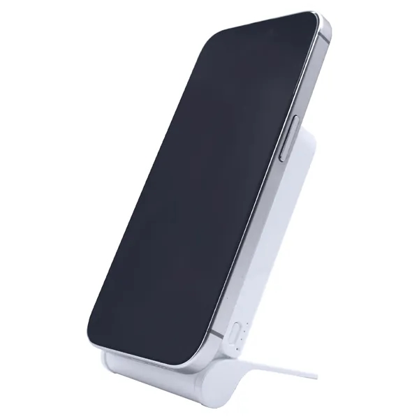 5,000mAh Battery. 5 Watts. MagSafe-enabled. Combination wireless charger + power bank.... from ASI 62124 iClick, Inc.