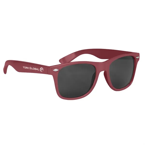 Sunglasses made of polycarbonate material. UV400 lenses provide 100% UVA and... from ASI 61125 Hit Promotional Products / Hit®
