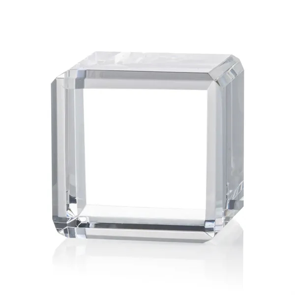 The Davenport Cube is made from Optical Crystal and features double... from ASI 84592 St Regis Group / St Regis