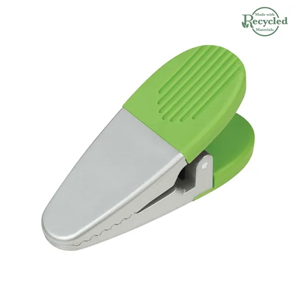 Alligator clip with spring loaded hinge and magnet on back side.... from ASI 61125 Hit Promotional Products / Hit®