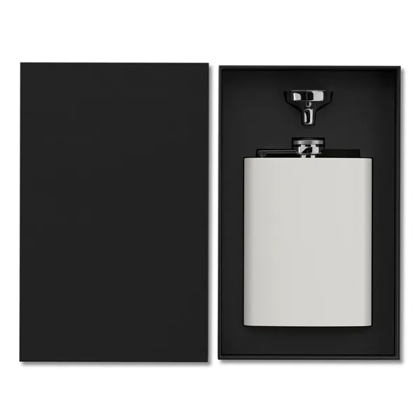 A classic companion for special moments The Ace Flask pairs timeless... from ASI 88660 Spector & Co.