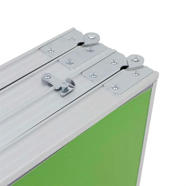 From tailgates to tastings, this 8' party table delivers easy setup,... from ASI 87188 Showdown Displays