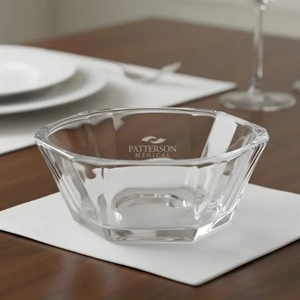 Eye catching bowl with a bold design.  A perfect gift... from ASI 84592 St Regis Group