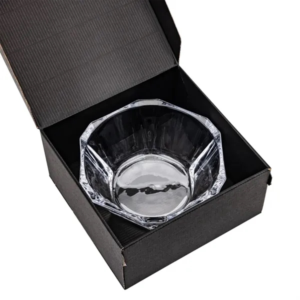 Eye catching bowl with a bold design.  A perfect gift... from ASI 84592 St Regis Group