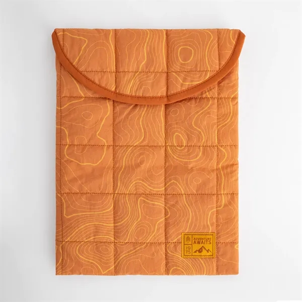 Designed with lightweight quilted padding and a magnetic snap closure, this... from ASI 45657 Pop! Promos