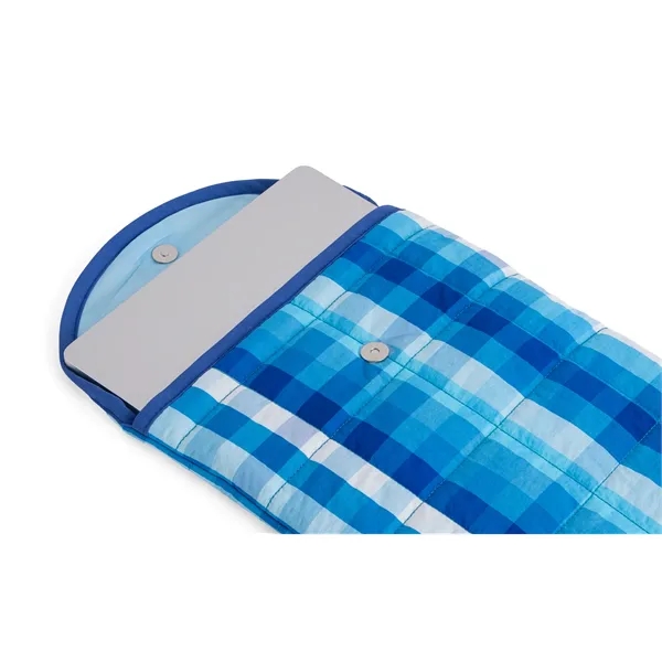 Designed with lightweight quilted padding and a magnetic snap closure, this... from ASI 45657 Pop! Promos