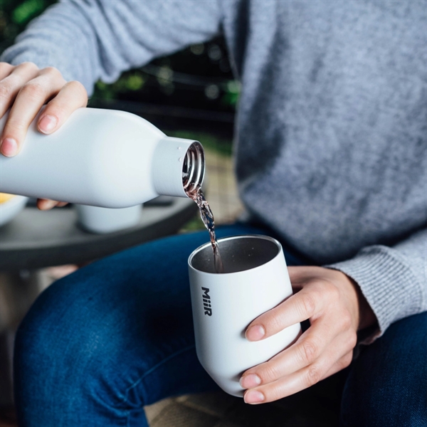 Let's make sipping a little easier. This 10 oz. wine tumbler... from ASI 56070 Gemline / Gemline®