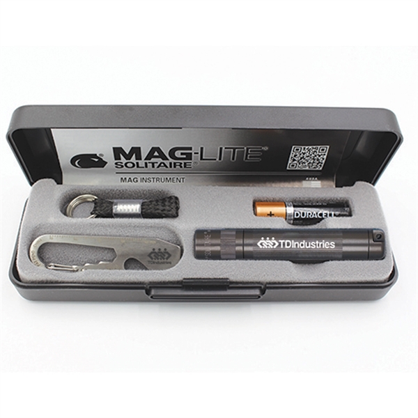 Mag-Lite flashlight with a stainless steel Doohickey tool with multiple functions.... from ASI 46170 Compass Industries Inc