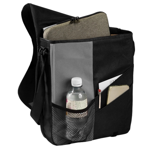 Messenger bag with a flap that conceals the main compartment and... from ASI 46420 Continental Mkting Svc Inc / CMBags