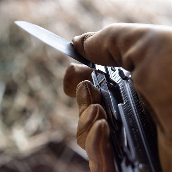 This full sized Multi-tool from the Leatherman Free series, makes for... from ASI 46170 Compass Industries Inc