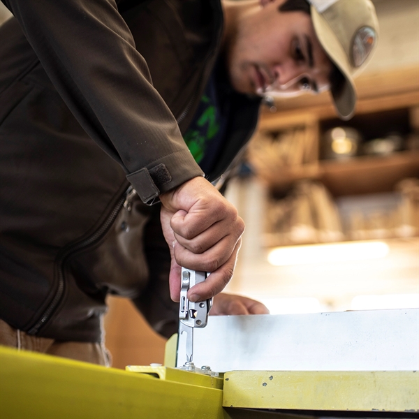 This Multi-tool Knife from the Leatherman Free series, makes for the... from ASI 46170 Compass Industries Inc