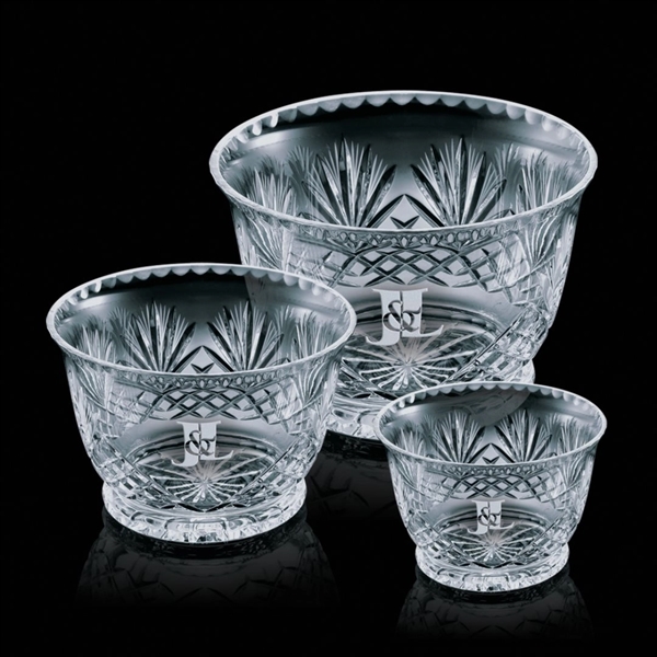 24% full lead crystal revere bowl.... from ASI 84592 St Regis Group