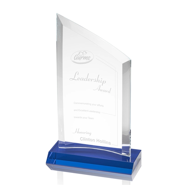 The picturesque Templar Award features an illustrious Starfire crystal with an... from ASI 84592 St Regis Group / St Regis