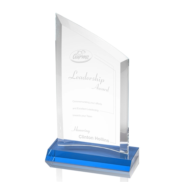 The picturesque Templar Award features an illustrious Starfire crystal with an... from ASI 84592 St Regis Group / St Regis