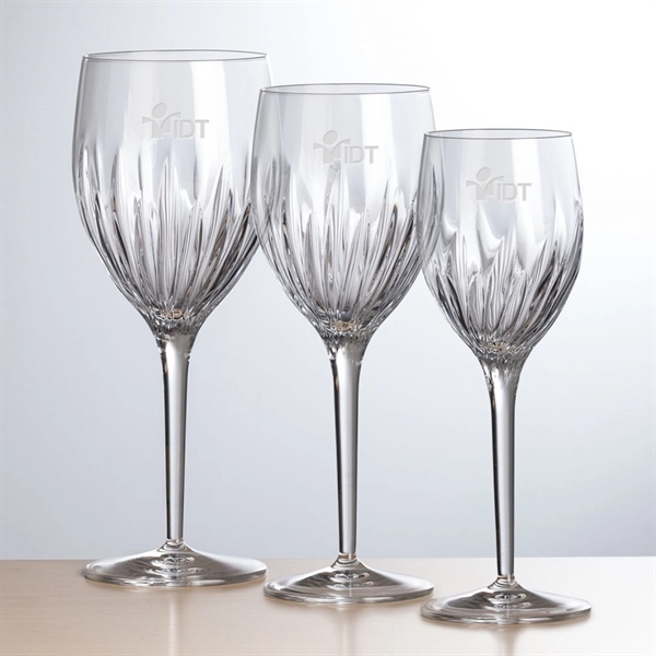 The Orabella reflects old-world elegance and artistry with its prism cut... from ASI 84592 St Regis Group