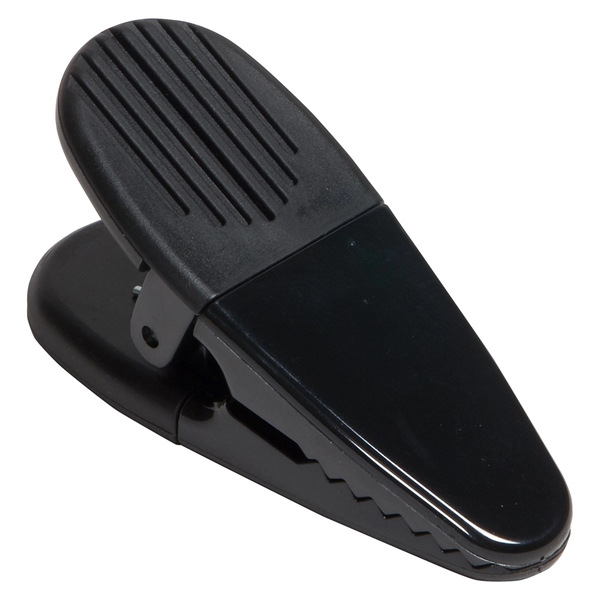 Spring-loaded clip with magnet.... from ASI 57956 Graphco line