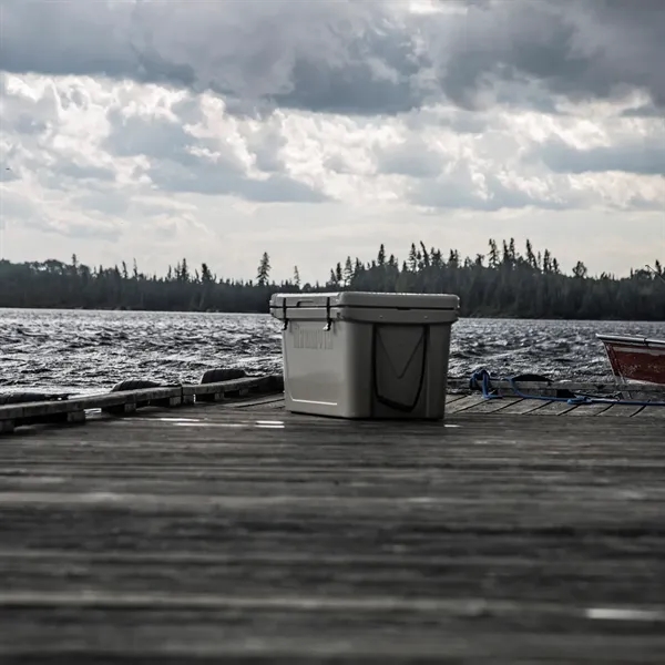 The smallest professional grade Mammoth cooler, with 5-7 day ice retention... from ASI 46170 Compass Industries Inc