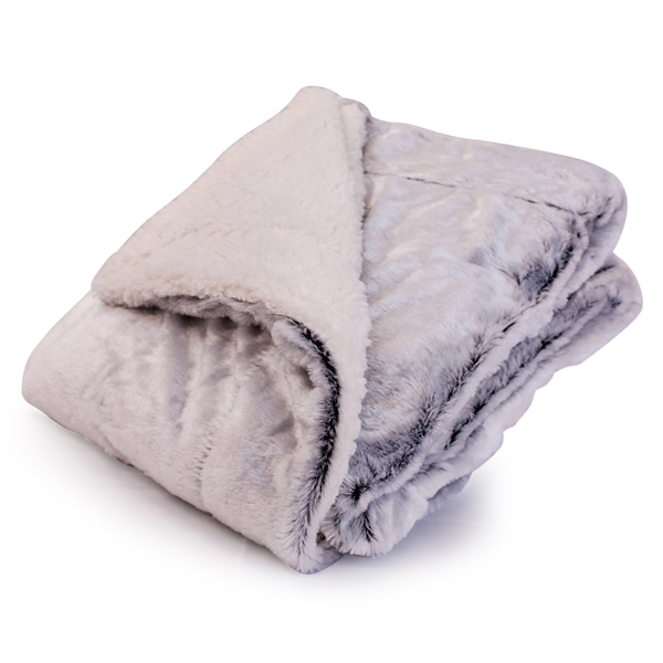 Luxurious Faux Fur Throw... from ASI 30112 ACE Products / Ace Line