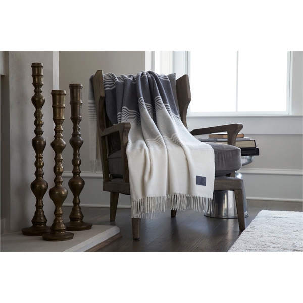 Large fringed knit throw - 44% cotton / 25% polyester /... from ASI 73520 Neet Feet / Kanata Blanket