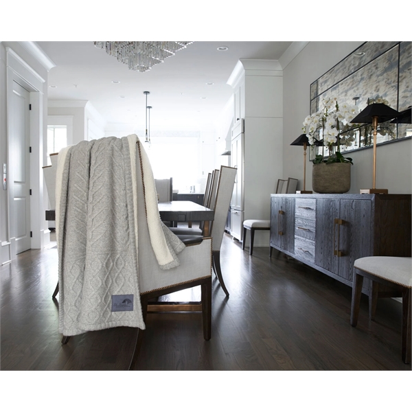 Ultra soft knit throw - 3% wool / 38% nylon /... from ASI 73520 Neet Feet / Kanata Blanket