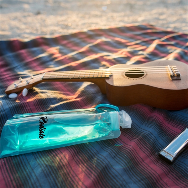 The .7 Liter Vapur Gradient Series is a foldable hydration bottle.... from ASI 46170 Compass Industries Inc