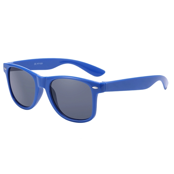 Solid colored sunglasses with UV400 protection.... from ASI 68190 Lungsal