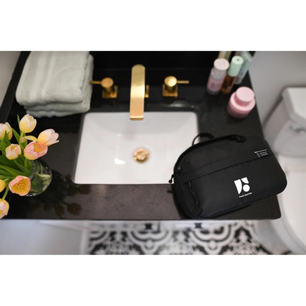 A modern and sustainable update to your go-to toiletry bag using... from ASI 56070 Gemline / Gemline®