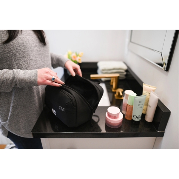 A modern and sustainable update to your go-to toiletry bag using... from ASI 56070 Gemline / Gemline®