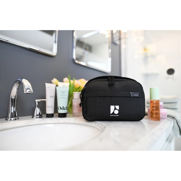 A modern and sustainable update to your go-to toiletry bag using... from ASI 56070 Gemline / Gemline®