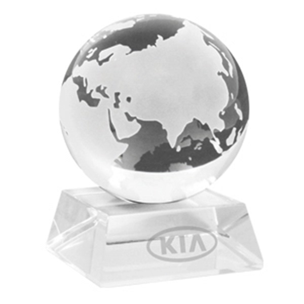 A fine piece of art, carefully crafted globe on a crystal... from ASI 40544 Binaco / Binaline